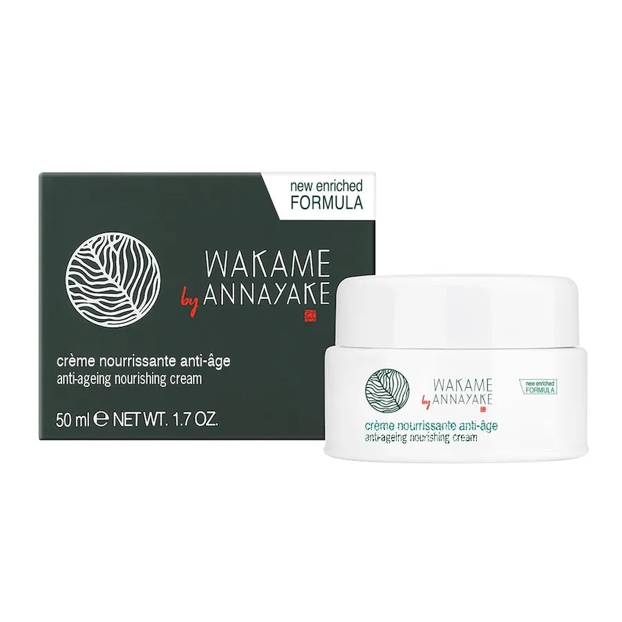 Anwendung der Annayake Wakeme Nourishing Cream
